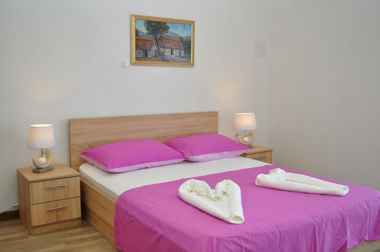 Apartment Ljubica Ljuban Makarska Kültér fotó