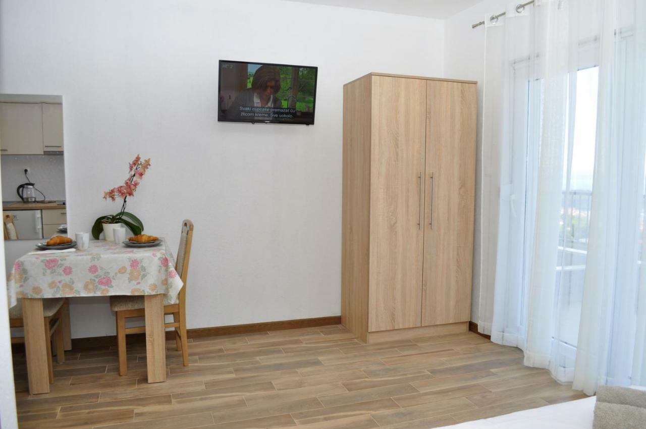 Apartment Ljubica Ljuban Makarska Kültér fotó